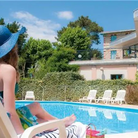 Beautiful Regina - 2 4 People Arcachon